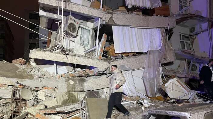 Depremin vurduğu 10 il soğuk hava ve karla da mücadele ediyor! İşte Kahramanmaraş, Şanlıurfa, Gaziantep, Hatay, Diyarbakır'da hava durumu