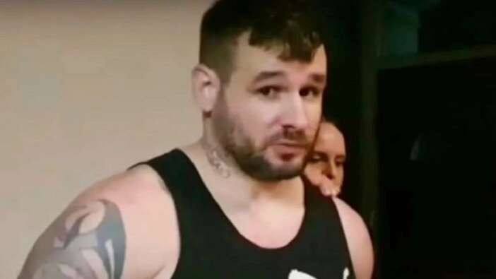 Ünlü TikTok fenomeni, İngiltere’deki “kayıp kadını” ararken tutuklandı!