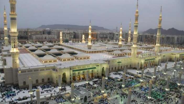 Medine'de Ramazan! Mescid-i Nebevi'den CANLI YAYIN...