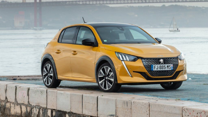 Otomotiv devi Peugeot çıldırdı! 0,99 faizi duyan bayilere koşuyor: Bu zamanda bu fiyatı kaçıran bir daha araç alamaz…
