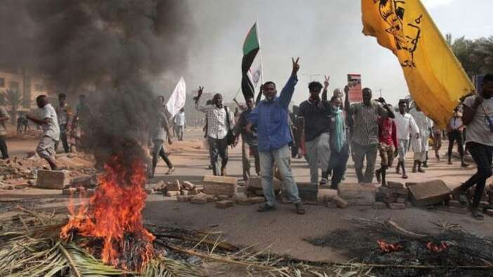 Sudan'da iç savaş! Beklenen açıklama geldi: 24 saatlik ateşkes!
