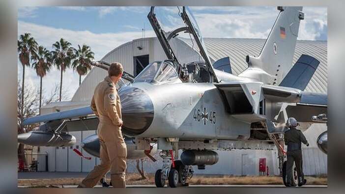 Almanya son uçağı da İncirlik'ten çekti!
