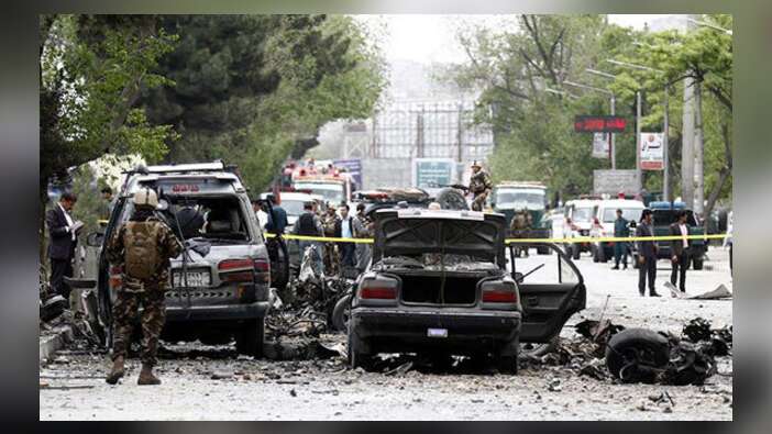 Afganistan'da NATO konvoyuna bombalı araç saldırısı!