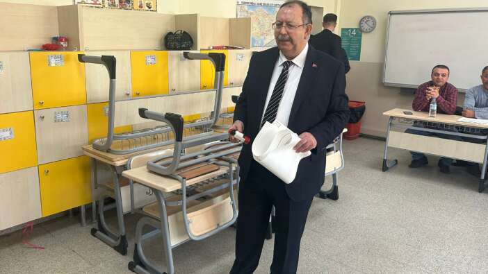 YSK Başkanı Ahmet Yener oyunu kullandı! Önemli uyarı