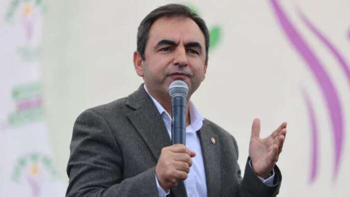 Seçim sonrası dikkat çeken istifa! Emek Partisi Genel Başkanı Ercüment Akdeniz zehir zemberek sözlerle istifa etti..