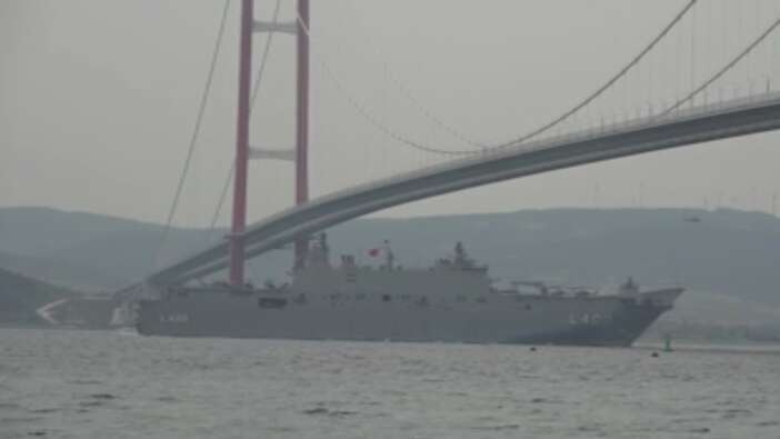 TCG Anadolu, Çanakkale Boğazı'ndan geçti