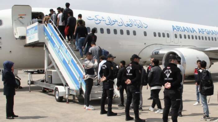 Afganistan’a 25. charter seferi