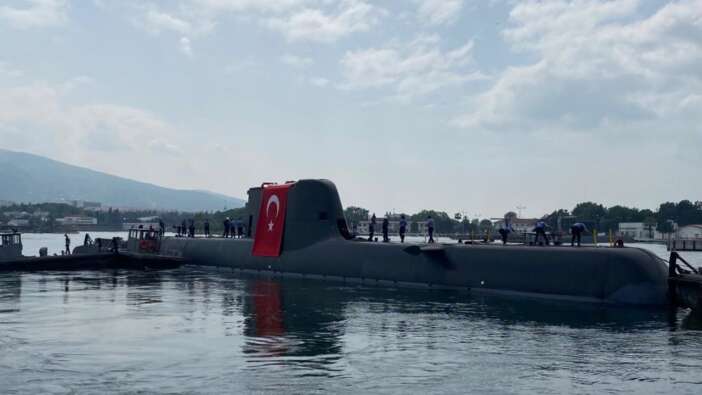 Milli Savunma Bakanlığı duyurdu: Yeni tip denizaltı gemisi 'Hızırreis' suya indirildi!