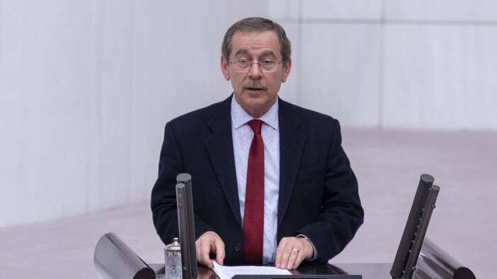 Eski CHP Milletvekili Şener: Millet İttifakı'nın en büyük iddiası güçlendirilmiş parlementer sistem artık hayal oldu