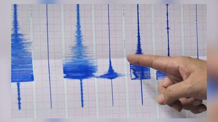 Çin'de 7 büyüklüğünde deprem