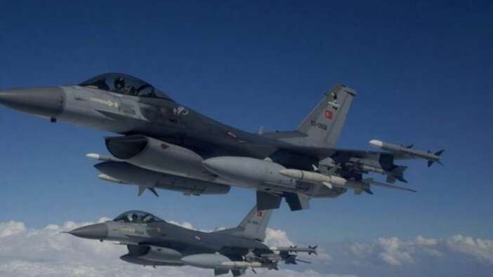 Irak'ın kuzeyinde teröristlerin üzerine bomba yağdırıldı!