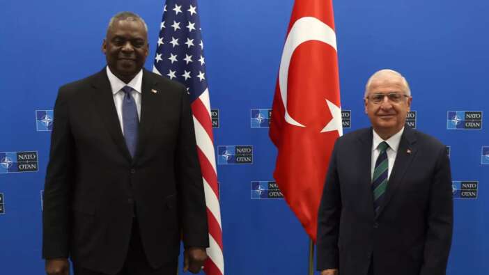 NATO Karargahı'nda kritik görüşme sona erdi!
