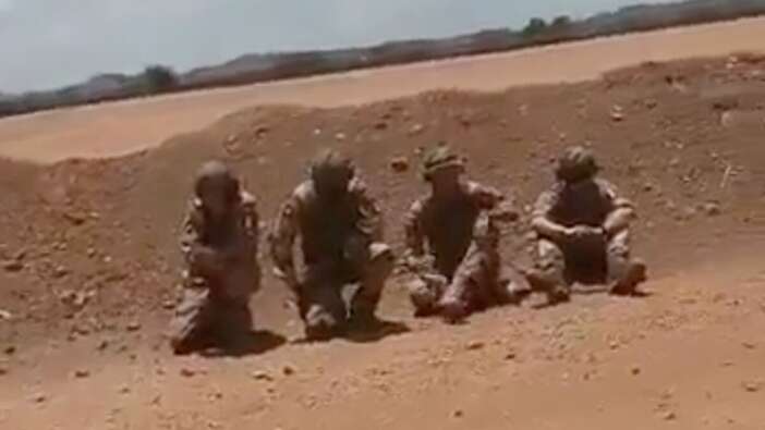 Afrika'da rüzgar tersine döndü: Çad ordusu, Fransız askerlerini gözaltına aldı!