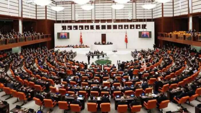 CHP'den TBMM'ye bir kez daha olağanüstü toplantı çağrısı
