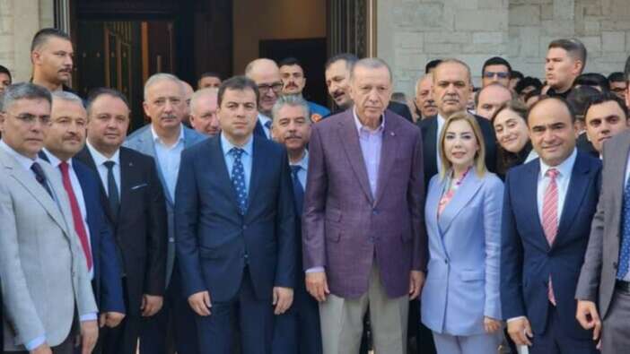 Cumhurbaşkanı Erdoğan bayram namazını Marmaris'te kıldı! Partililer ve vatandaşlarla bayramlaştı...