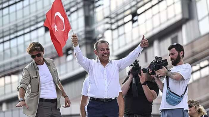 Tanju Özcan'dan dikkat çeken çıkış! ''İstifa etmeyeceğim, beni partiden atsınlar''