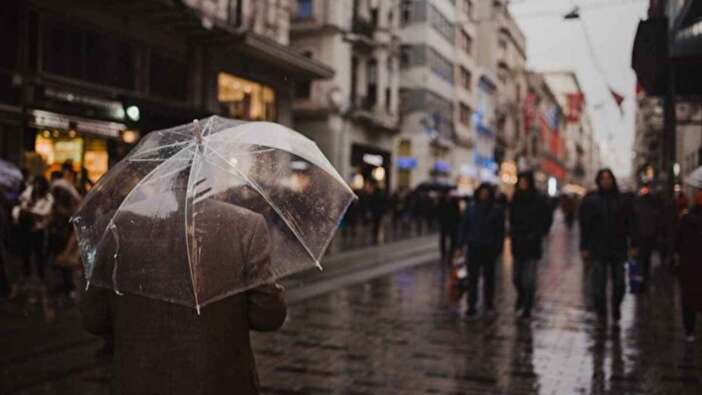 Kavurucu sıcaklara veda: Meteorolojiden İstanbulluların içine su serpen haber! Marmara Bölgesi yağış ve fırtınaya teslim olacak