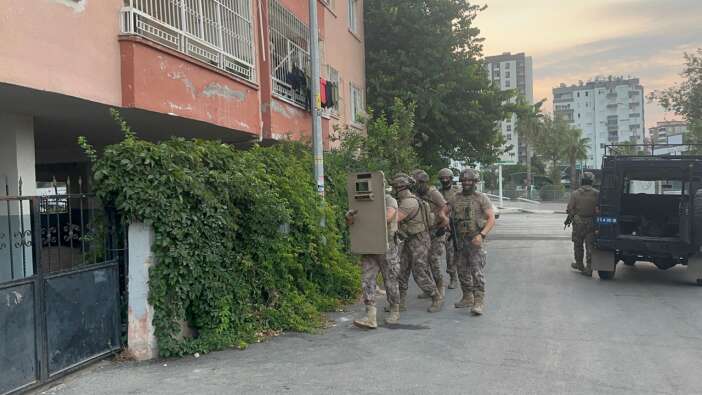 Mersin'de PKK'ya şafak operasyonu! Eylem hazırlığı yapan 11 kişi gözaltına alındı