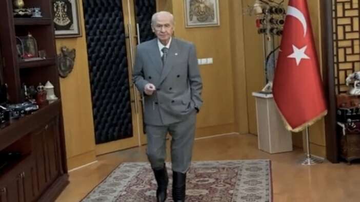 Devlet Bahçeli çizmelerini giydi, mesajı verdi