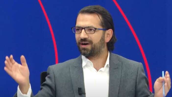 Hacı Yakışıklı'nın ''Devlet Opera ve Balesi'ne karşıyım'' sözleri tepki çekti!