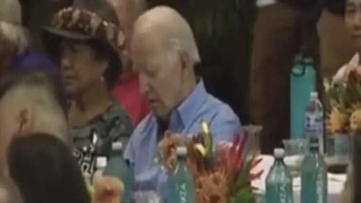 ABD Başkanı Joe Biden toplantıda uyuyakaldı