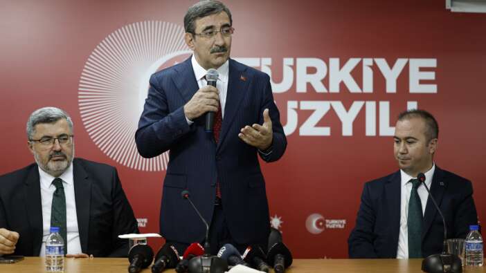 Cumhurbaşkanı Yardımcısı Cevdet Yılmaz'dan kentsel dönüşümde yeni kanuni düzenleme sinyali