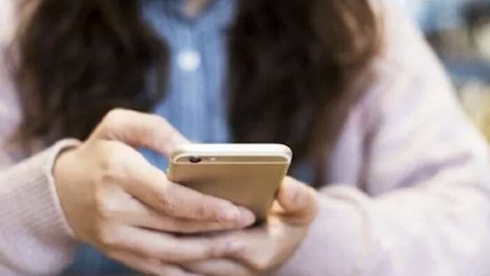 Milli Eğitim’den okullarda cep telefonu kararı