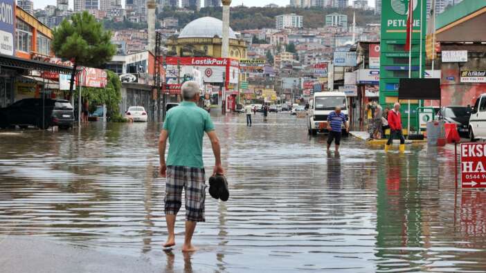 Samsun'da 13 ilçede uyum eğitimlerine 1 gün ara: Sağanak bekleniyor!