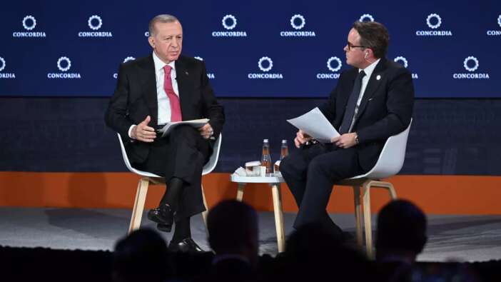 Cumhurbaşkanı Recep Tayyip Erdoğan'dan anlamlı mesaj: Yeni bir dünya inşa edeceğiz!