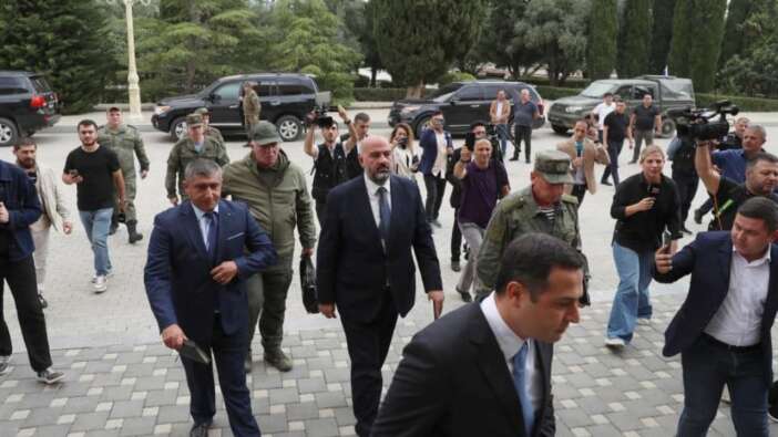 Azerbaycan ile Ermenistan arasında ilk temas! Görüşme sona erdi...