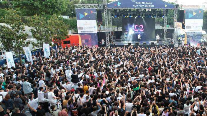 Sanatın kalbi bu yıl da AKM’de atacak: Beyoğlu Kültür Yolu Festivali şehre renk katacak