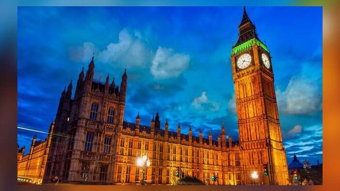 Londra'nın simgesi Big Ben 2021'e kadar susacak...
