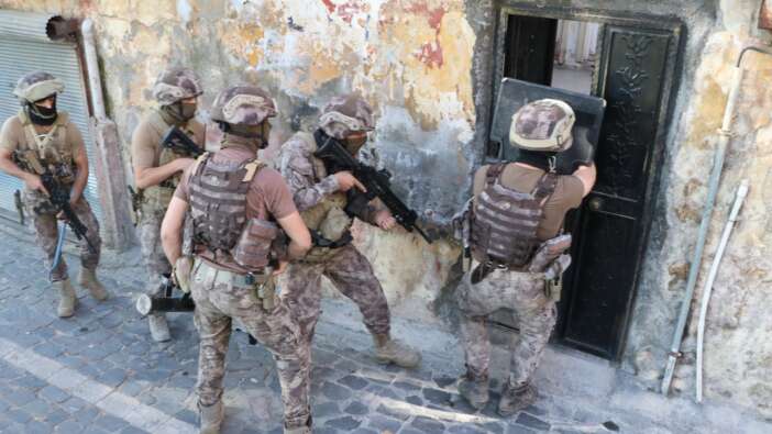 MİT ve Emniyet'ten teröre büyük darbe! PKK hücrelerine yönelik yapılan eş zamanlı operasyonlara ilişkin önemli detaylar ortaya çıktı