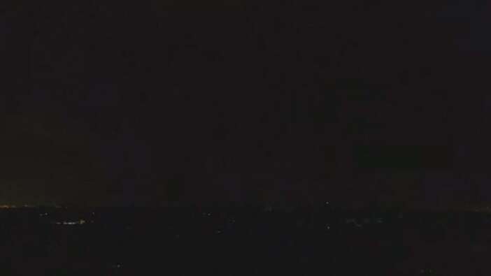 Gazze tamamen karardı! İsrail'in bombardımanı sürüyor / CANLI YAYIN