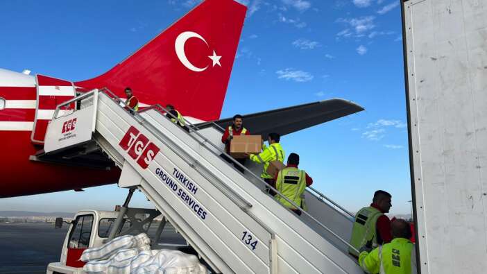 Türkiye'den Gazze'ye yardım: Cumhurbaşkanlığı uçağı 20 uzman ile yola çıkıyor