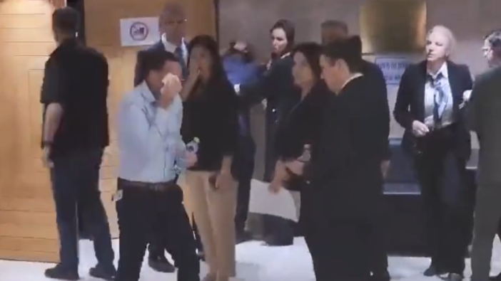 İsrail meclisinde gözyaşları! Ne diyordu Ahmet Kaya, biraz da sen ağla
