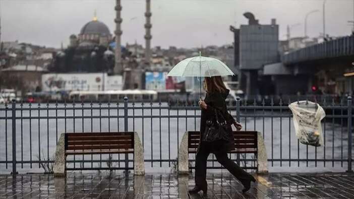 Meteoroloji'den İstanbul dahil çok sayıda ile saatli uyarı! Sağanak yağış geliyor...