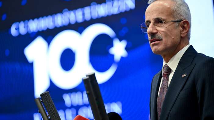 Bakan Uraloğlu'dan THY'nin sefer iptallerine ilişkin açıklama! Siber saldırı iddialarına yanıt