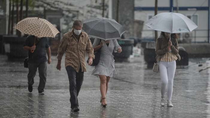 Hafta sonu planı yapanlar dikkat! Meteoroloji'den İstanbul dahil çok sayıda ile uyarı: Sağanak geliyor!