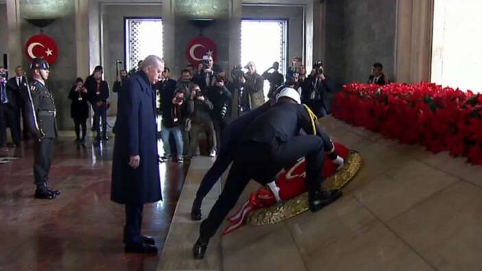 Anıtkabir'de 10 Kasım töreni! Cumhurbaşkanı Erdoğan'dan Türkiye Yüzyılı vurgusu...