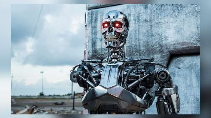 BM'yi uyardılar! Katil robotlar insanları öldürecek...