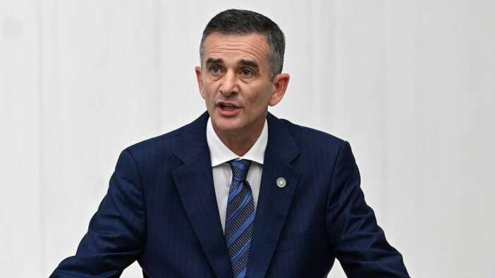 İYİ Partili Ümit Dikbayır istifadan vazgeçti: "Sonuna kadar direneceğim"