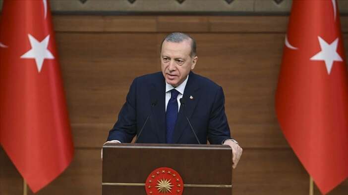 Cumhurbaşkanı Erdoğan'dan emeklilere müjde! Canlı yayında açıkladı