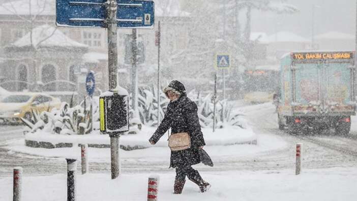 Meteoroloji'den sarı ve turuncu kodlu uyarı! İşte 27 Kasım hava durumu raporu...
