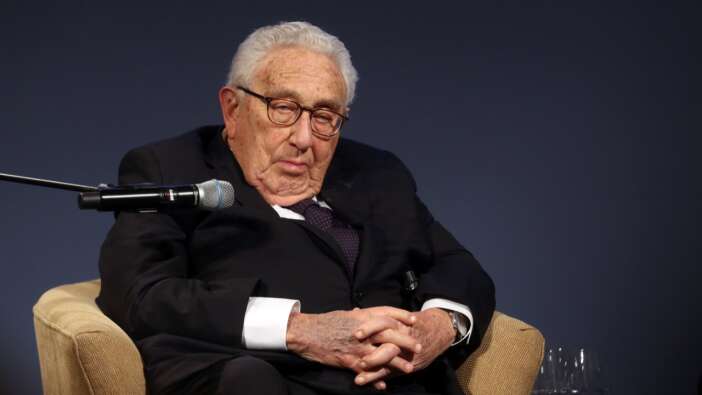 Öldü Allah'ın belası... ABD'nin bütün katliamcı dış politikasının fikir babası Henry Kissinger, 100 yaşında öldü!