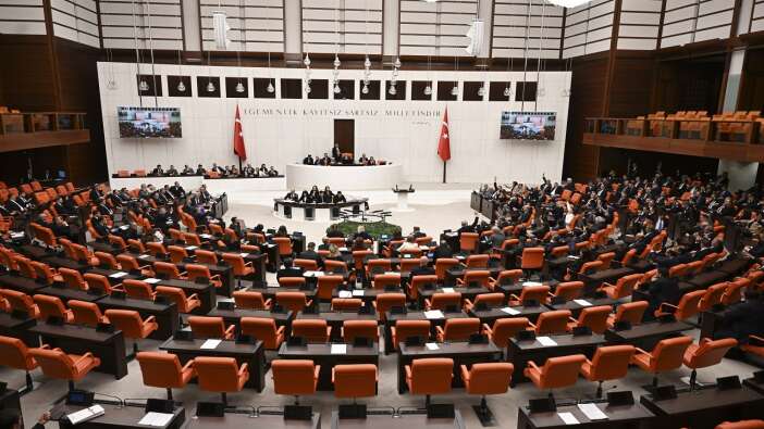 TBMM Genel Kurulunda 5 madde onaylandı!