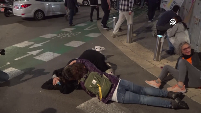 Gazze'den atılan roketler nedeniyle Tel Aviv'de saldırı sirenleri çaldı
