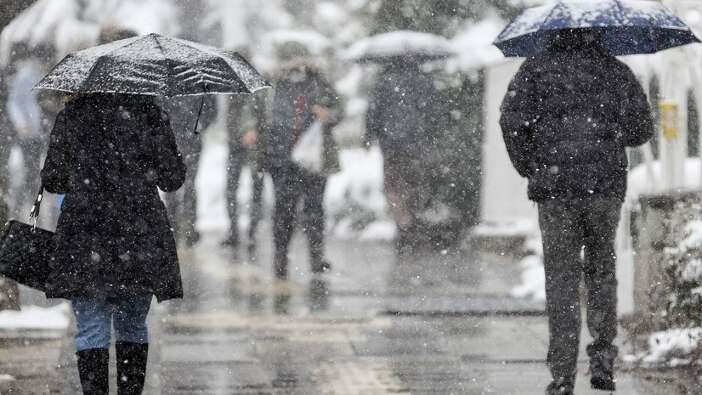 Çok kuvvetli geliyor! Meteoroloji'den yağış ve rüzgar uyarısı geldi! İşte o iller....
