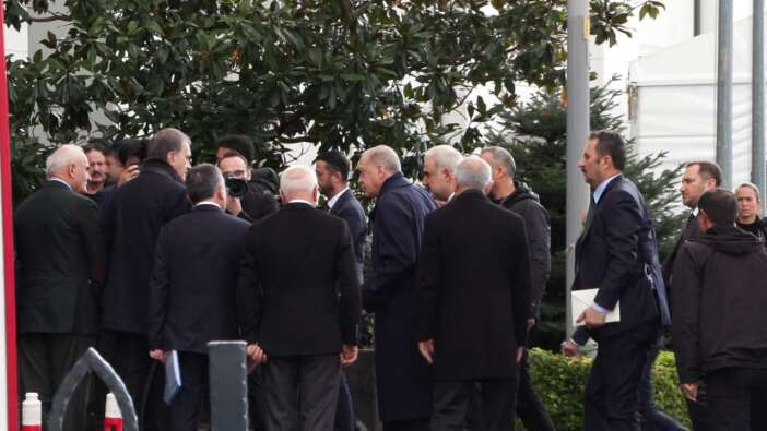 İstanbul'da kritik toplantı: Cumhurbaşkanı Erdoğan AK Parti İl Başkanlığı'nda!