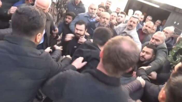 TSK'ya yönelik skandal açıklamalar yapan DEM Partililere polis müdahalesi: 10 kişi gözaltına alındı